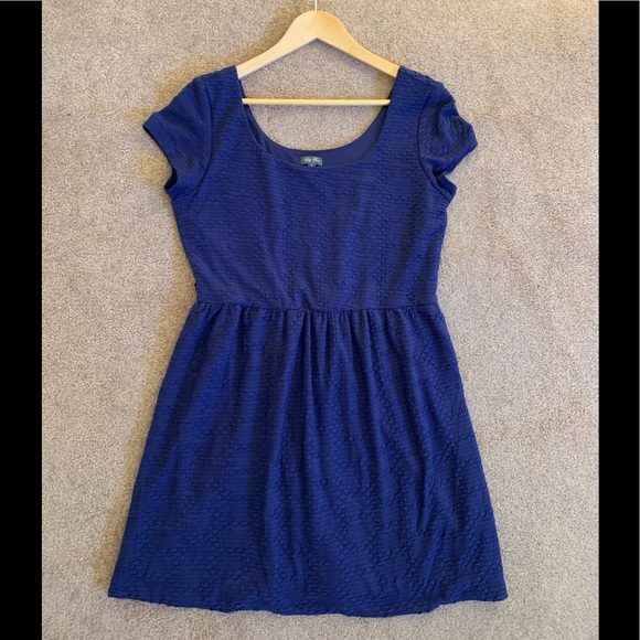 Lily Rose Dress - Picture 8 of 8